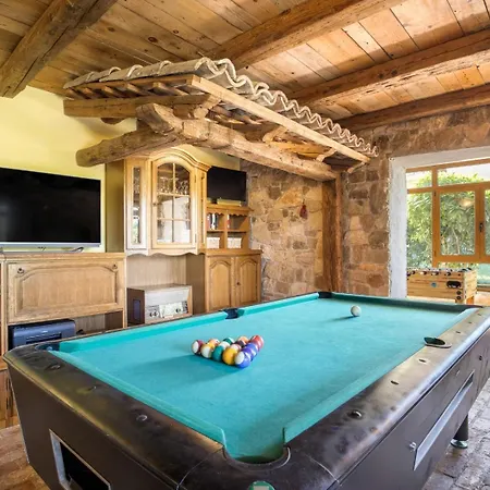 Bucks Near Porec For 20 Persons With Sea View, Whirlpool, Sauna & Fitness Villa Visnjan