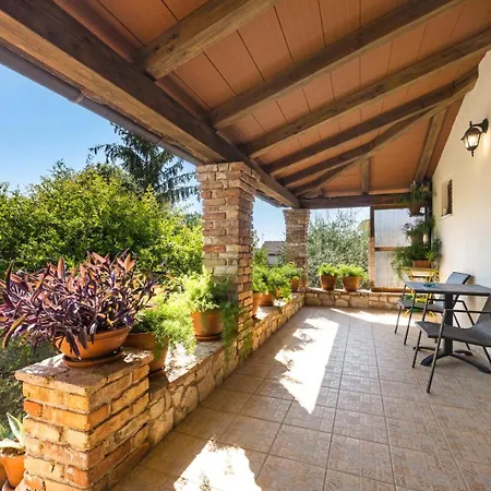 Villa Bucks Near Porec For 20 Persons With Sea View, Whirlpool, Sauna & Fitness