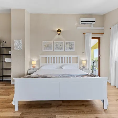 Bucks Near Porec For 20 Persons With Sea View, Whirlpool, Sauna & Fitness Villa *