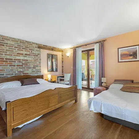 Bucks Near Porec For 20 Persons With Sea View, Whirlpool, Sauna & Fitness * Višnjan