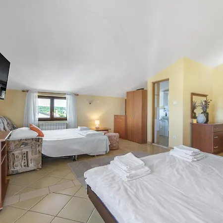 Bucks Near Porec For 20 Persons With Sea View, Whirlpool, Sauna & Fitness