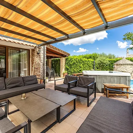 Villa Bucks Near Porec For 20 Persons With Sea View, Whirlpool, Sauna & Fitness