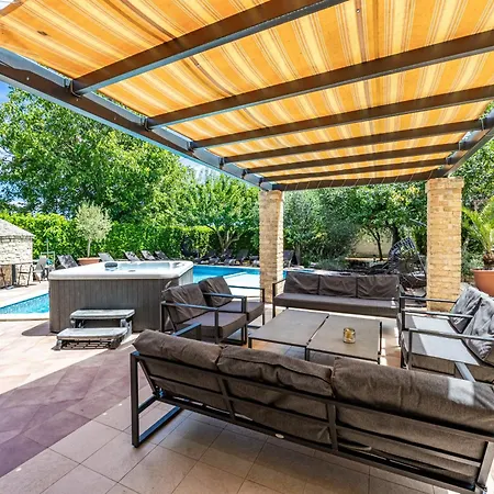 Villa Bucks Near Porec For 20 Persons With Sea View, Whirlpool, Sauna & Fitness *