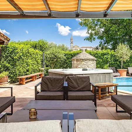 Villa Bucks Near Porec For 20 Persons With Sea View, Whirlpool, Sauna & Fitness Višnjan
